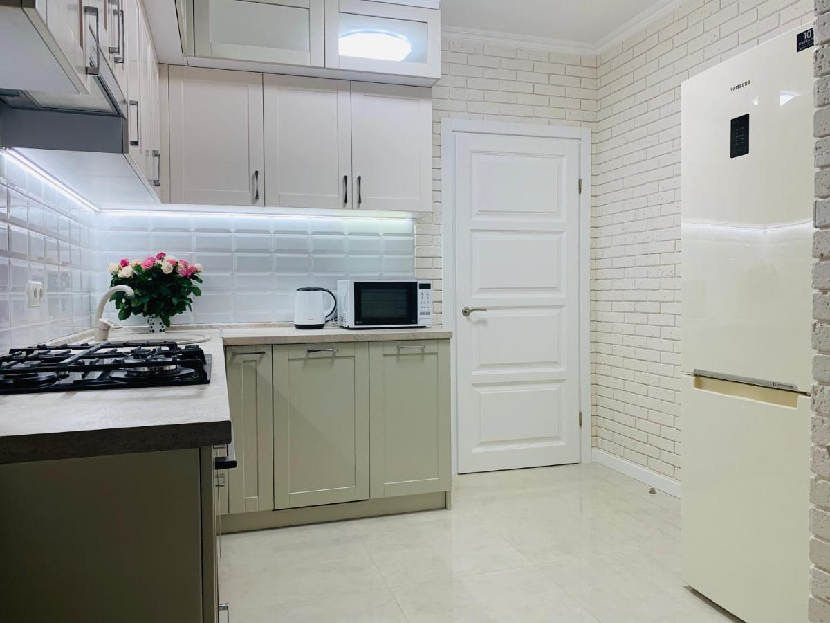 New Appartment In Yuzhny Yuzhne Ngoại thất bức ảnh
